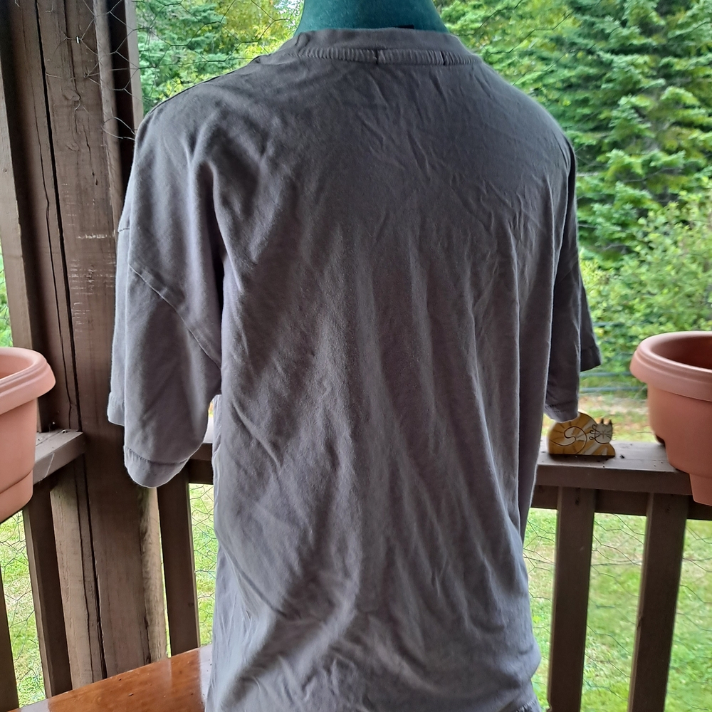 Forever 21 Gray Graphic Short Sleeve Tee - Picture 2 of 5